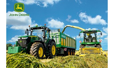 Traktor 7310R mit 8600i Feldhäcksler, inkl. Siku Traktor