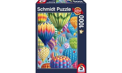Bunte Ballone im Himmel