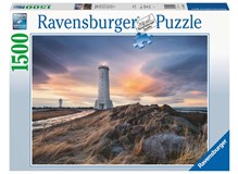Magische Stimmung über dem Leuchtturm von Akranes, Island